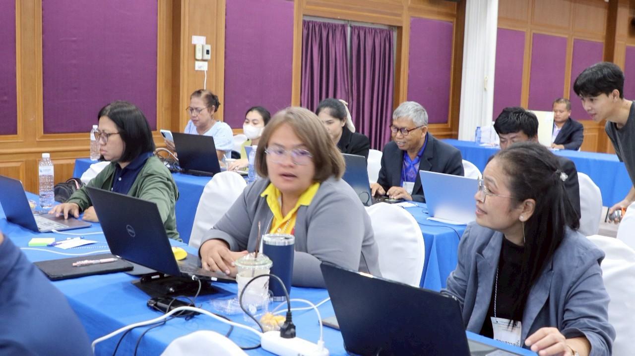 LINE_ALBUM_Teacher Workshop Buriram_250505_8