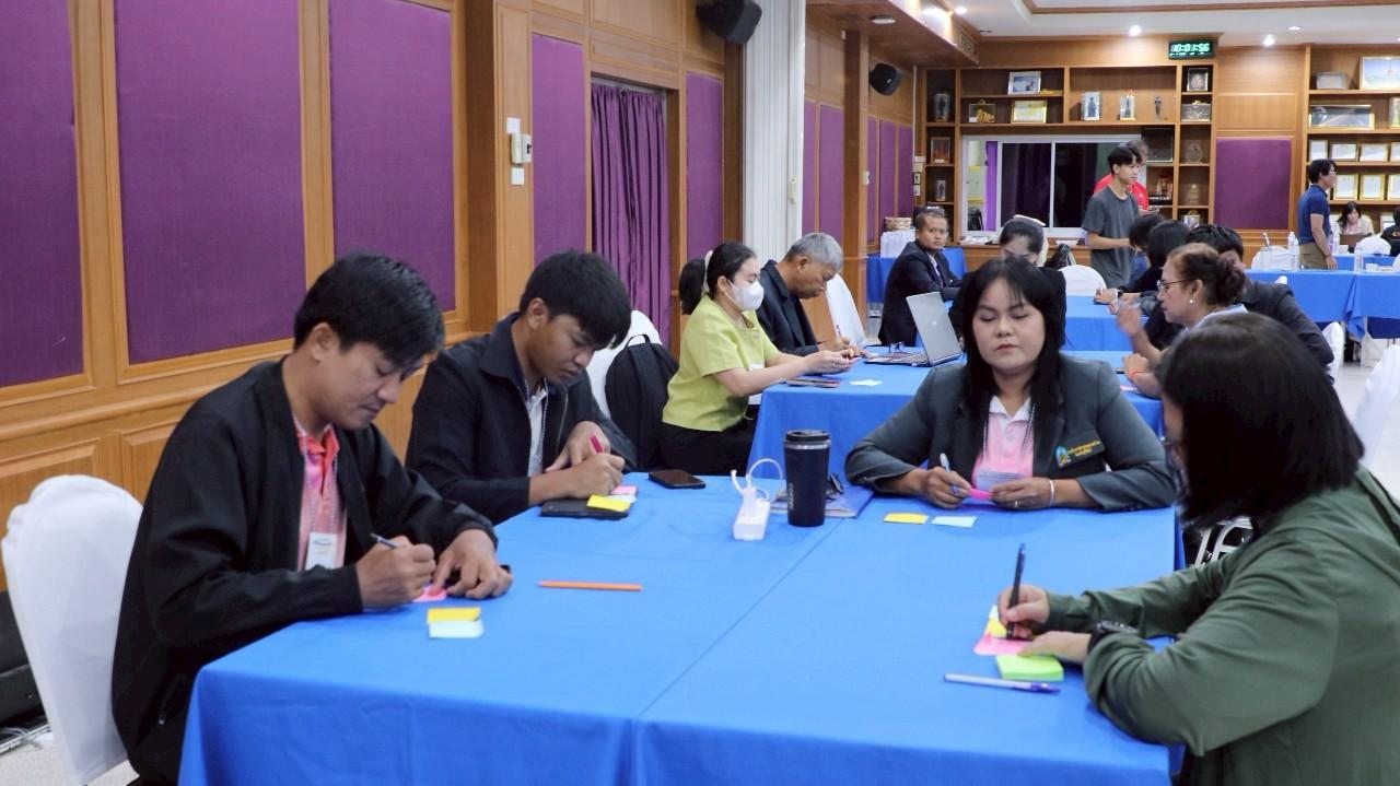 LINE_ALBUM_Teacher Workshop Buriram_250505_9